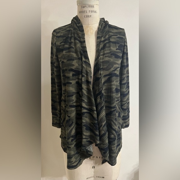 Retrology Waffle Knit Camouflage Hooded Cardigan Size Small - Picture 1 of 8